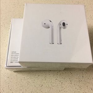 AirPods
